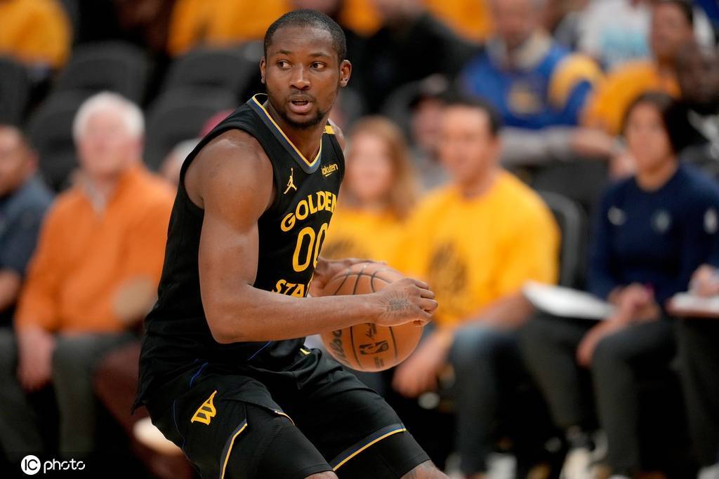 国王太阳争夺库明加 已提交报价方案并承诺先发地位